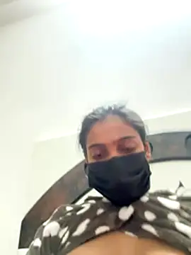 Snapshot of HeerStd chatting on 20, 12, 2025 HeerStd online show from 20, 12, 2025