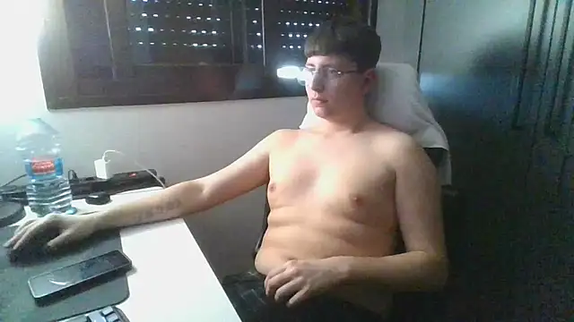 Snapshot of aaress22cm chatting on 19, 3, 2026 aaress22cm online show from 19, 3, 2026
