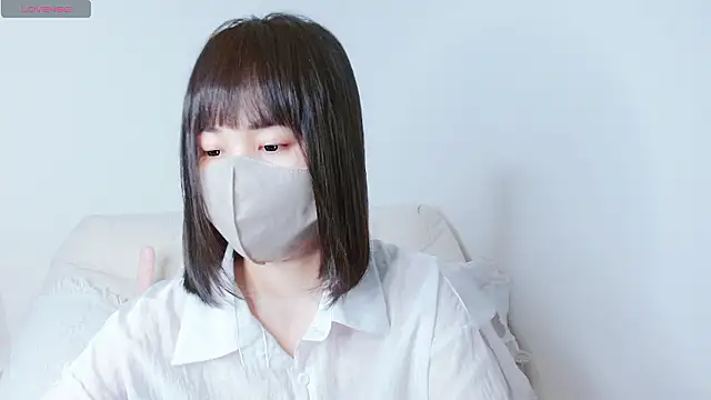 Snapshot of Zinzin_chan chatting on 9, 10, 2025 Zinzin chan online show from 9, 10, 2025