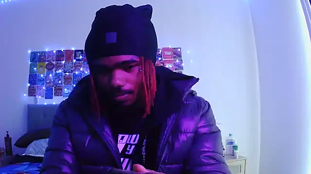 Snapshot of risktakinndolo chatting on 27, 11, 2025 risktakinndolo online show from 27, 11, 2025