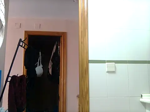 Snapshot of BarbiieeMiauh chatting on 17, 9, 2025 BarbiieeMiauh online show from 17, 9, 2025