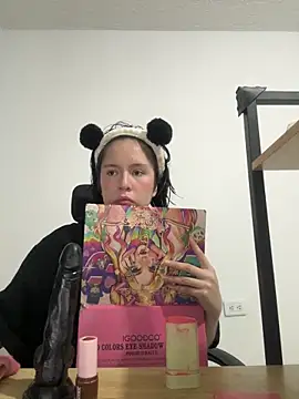 aliciia 23 online show from 12, 10, 2025