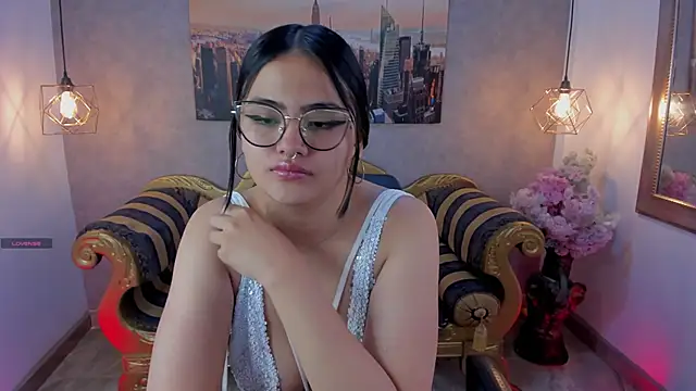 Snapshot of Laura_janne chatting on 11, 9, 2025 Laura janne online show from 11, 9, 2025