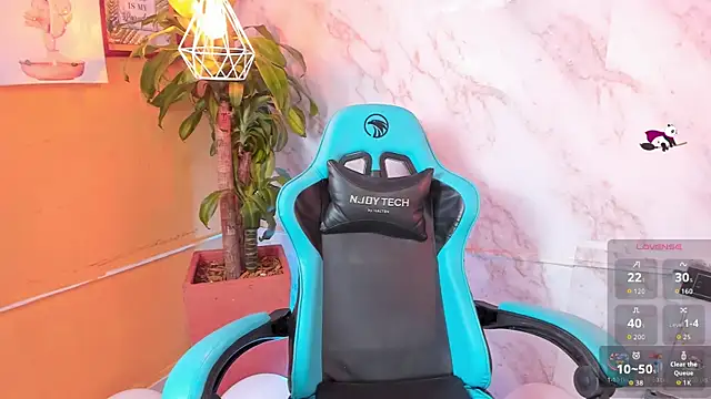 cristal herrera  online show from 4, 11, 2025