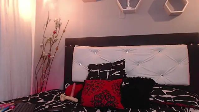 Meriiida online show from 12, 9, 2025