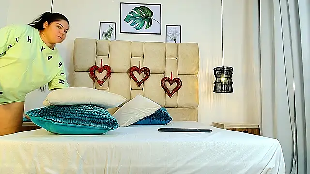 elizawiliamst online show from 29, 9, 2025