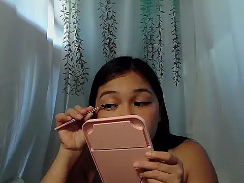 Zachariah 05 online show from 28, 11, 2025