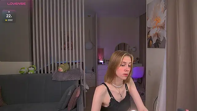 Snapshot of sofiapurex chatting on 9, 10, 2025 sofiapurex online show from 9, 10, 2025