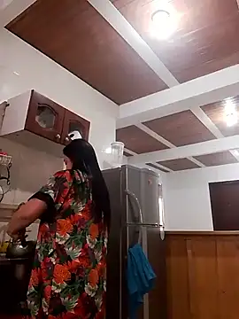 tiffany Johnson1 online show from 4, 10, 2025