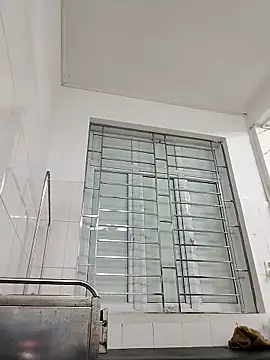 Lyly nuce online show from 10, 10, 2025