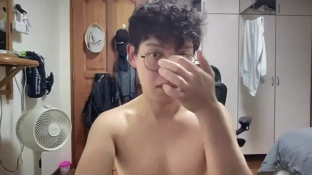 Passionatetwink2 online show from 14, 10, 2025