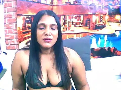 IndianSexyLady4u online show from 30, 10, 2025