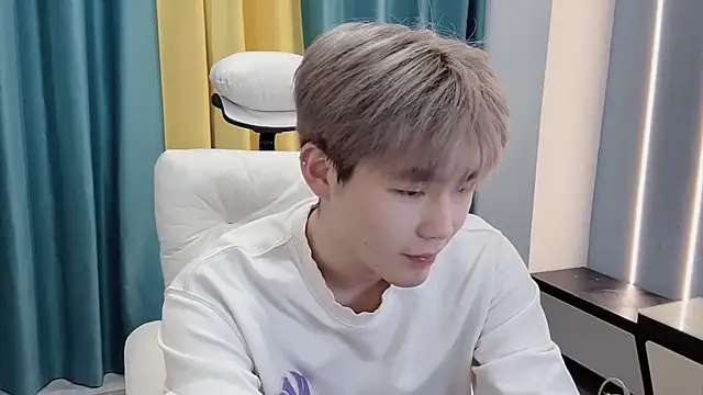 xiaoyang5200 online show from 8, 2, 2026