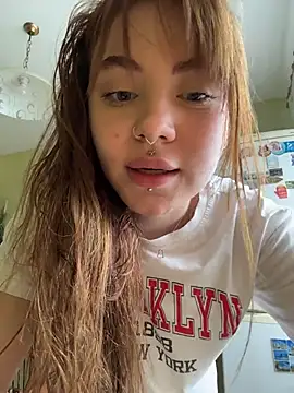 LunaMillie online show from 10, 7, 2026