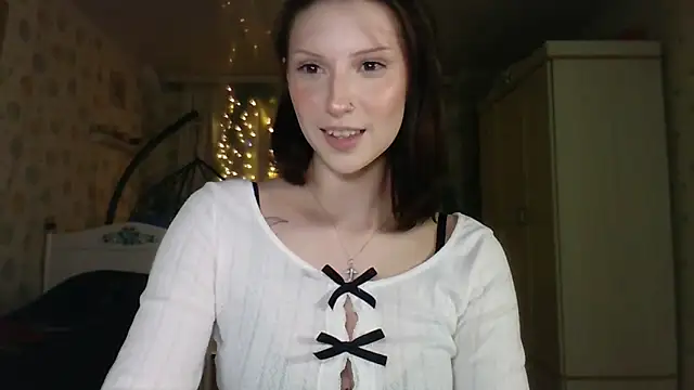 Snapshot of RuxaShade chatting on 17, 1, 2026 RuxaShade online show from 17, 1, 2026