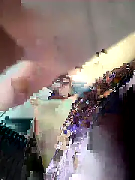 lauramartins7 online show from 22, 10, 2025