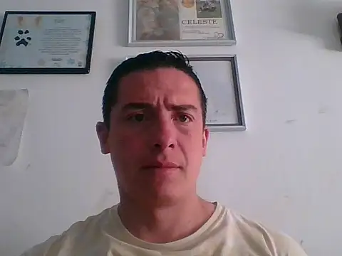 Snapshot of mickseb89 chatting on 17, 9, 2025 mickseb89 online show from 17, 9, 2025