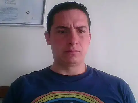 Snapshot of mickseb89 chatting on 23, 9, 2025 mickseb89 online show from 23, 9, 2025