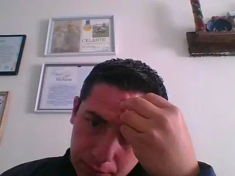 Snapshot of mickseb89 chatting on 31, 3, 2026 mickseb89 online show from 31, 3, 2026