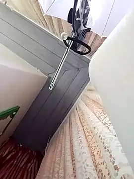 LenaBloomy online show from 16, 9, 2025