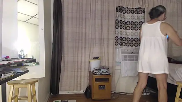 ANALTRAINING4U2 online show from 1, 10, 2025