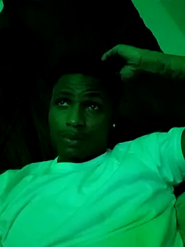 Snapshot of Dropdingo chatting on 25, 11, 2025 Dropdingo online show from 25, 11, 2025