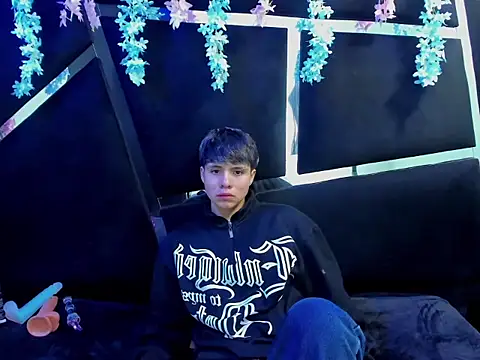 Snapshot of Bruno_Cruzz chatting on 11, 9, 2025 Bruno Cruzz online show from 11, 9, 2025