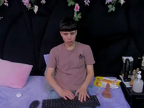 Snapshot of Bruno_Cruzz chatting on 13, 11, 2025 Bruno Cruzz online show from 13, 11, 2025