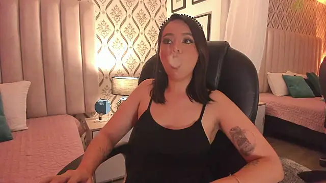 Snapshot of Sky_Junne chatting on 9, 9, 2025 Sky Junne online show from 9, 9, 2025