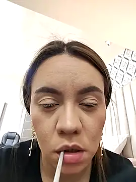 Snapshot of Sky_Junne chatting on 27, 9, 2025 Sky Junne online show from 27, 9, 2025