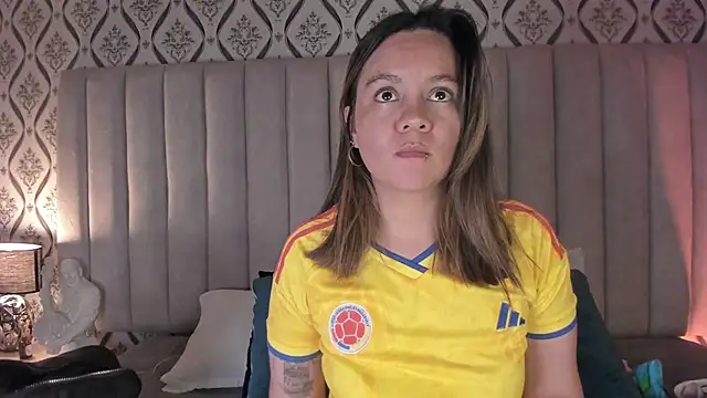 Sky Junne online show from 26, 3, 2026