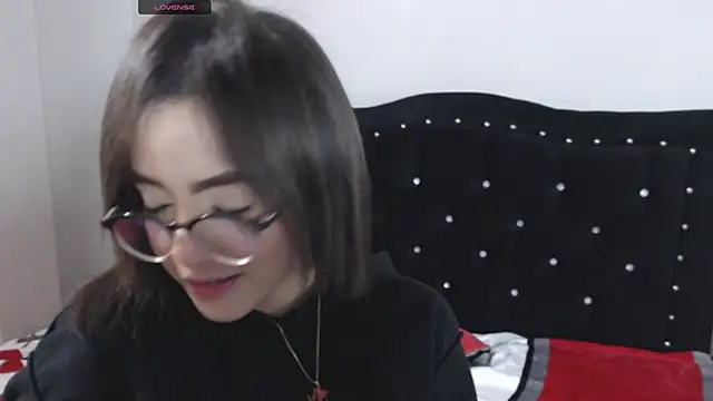 Coraline Playful online show from 25, 9, 2025