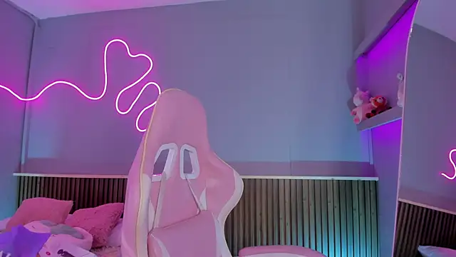 Snapshot of SammyRose_ chatting on 27, 5, 2026 SammyRose online show from 27, 5, 2026