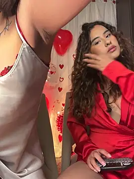  Sara london  online show from 4, 2, 2026