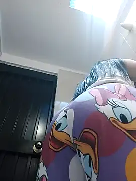 LunaJacobs online show from 7, 10, 2025