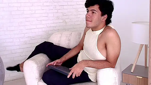 E R O S  online show from 30, 9, 2025