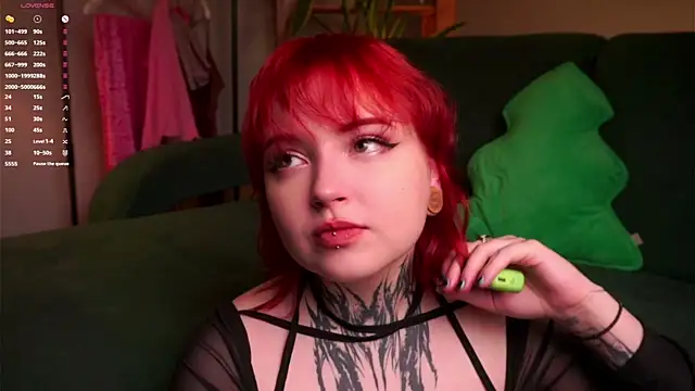 Snapshot of MarnaHarbor chatting on 12, 9, 2025 MarnaHarbor online show from 12, 9, 2025