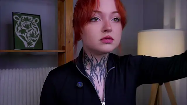 Snapshot of MarnaHarbor chatting on 23, 10, 2025 MarnaHarbor online show from 23, 10, 2025