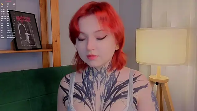 Snapshot of MarnaHarbor chatting on 8, 11, 2025 MarnaHarbor online show from 8, 11, 2025