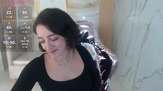 Snapshot of sara_lopez_s chatting on 20, 10, 2025 sara lopez s online show from 20, 10, 2025