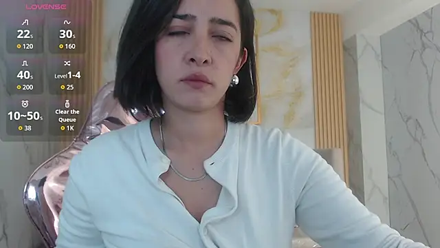 Snapshot of sara_lopez_s chatting on 22, 10, 2025 sara lopez s online show from 22, 10, 2025