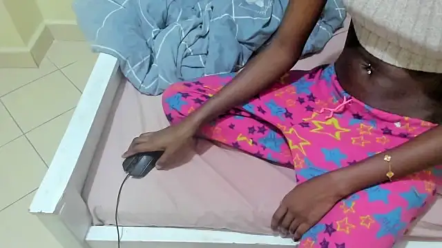 mapeees online show from 2, 12, 2025