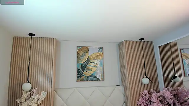 Mila Hank  online show from 17, 3, 2026