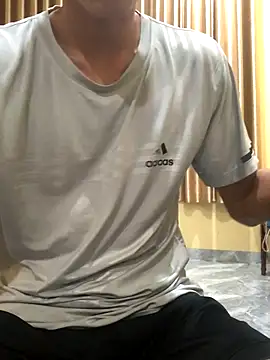 Snapshot of thienlong05 chatting on 28, 9, 2025 thienlong05 online show from 28, 9, 2025