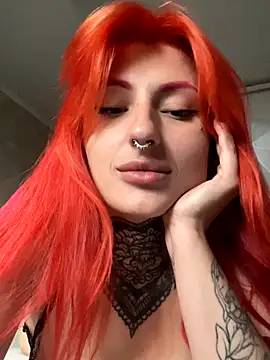 Nina Blum  online show from 23, 11, 2025