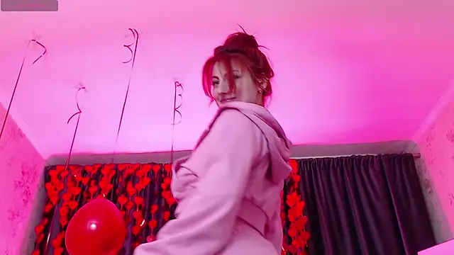 Nina Blum  online show from 13, 2, 2026