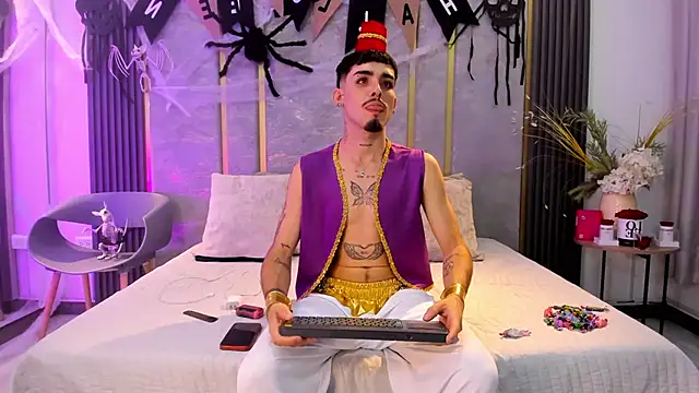 NikoStone  online show from 31, 10, 2025