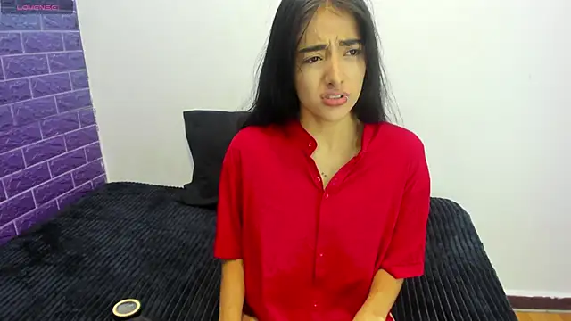 Cora 222 online show from 18, 9, 2025