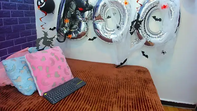 Cora 222 online show from 1, 11, 2025