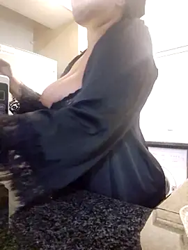 Snapshot of trickyOne chatting on 26, 10, 2025 trickyOne online show from 26, 10, 2025